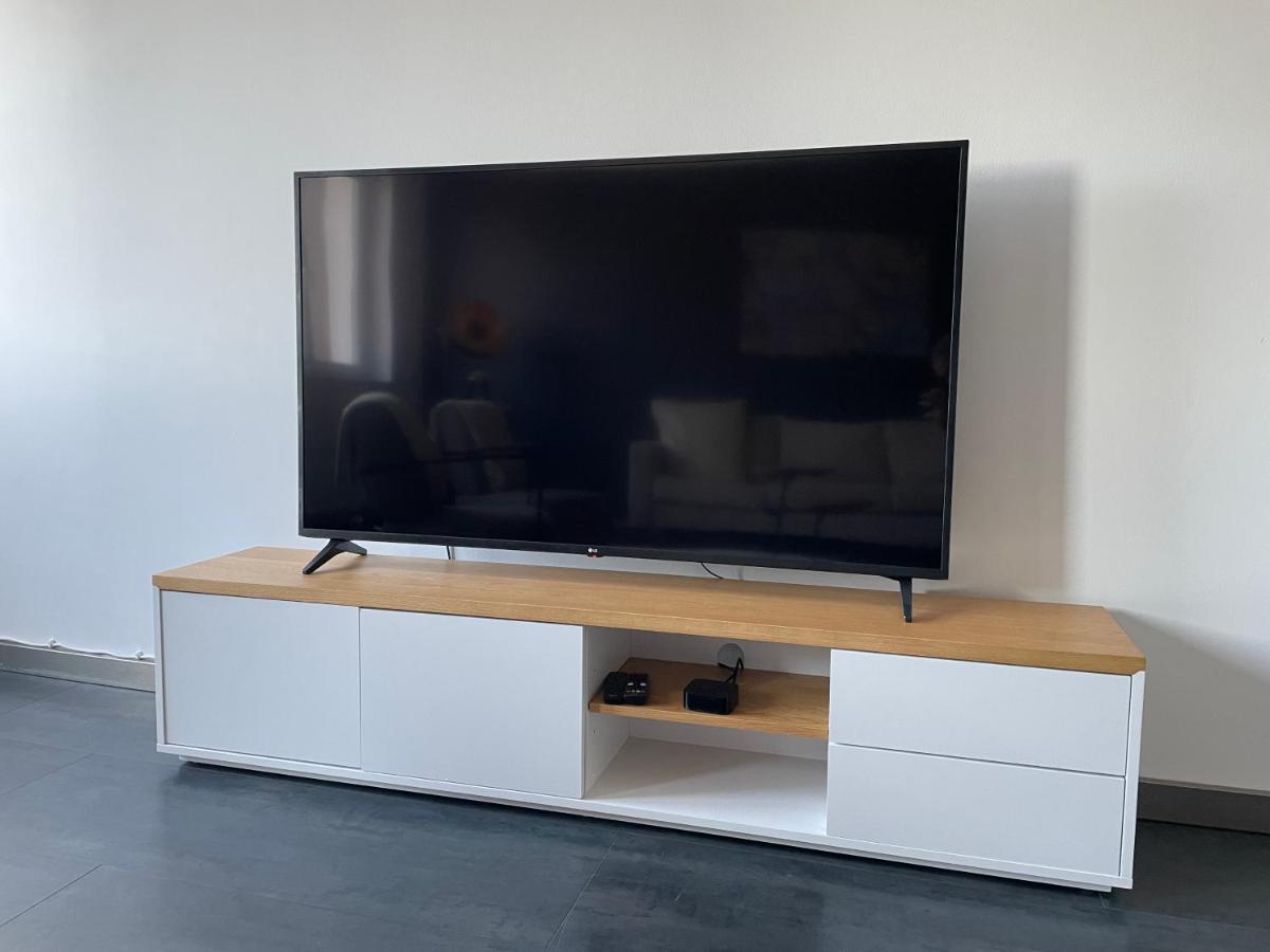Truretreats Design Loft Fuer 8 Personen I Riesige Kueche I Echarger I 65Z Smarttv I 150Qm Apartment Hamburg Ngoại thất bức ảnh